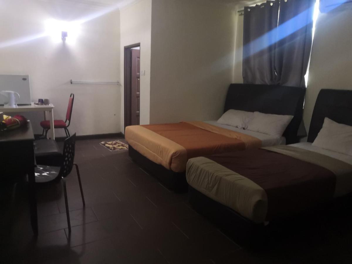 Oyo 90473 Opah Inn Hotel Kampong Ayer Terjun Extérieur photo